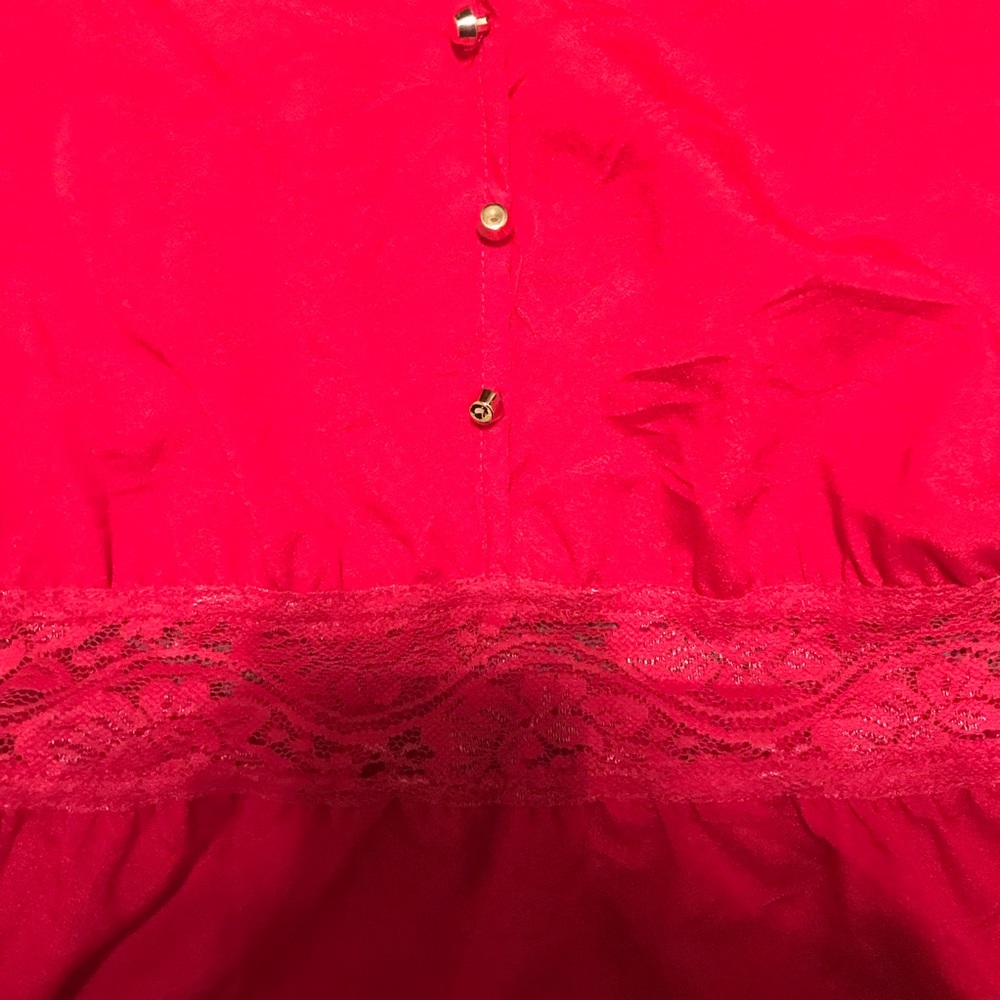 Red Lace Detailed Blouse - Picture 6 of 6